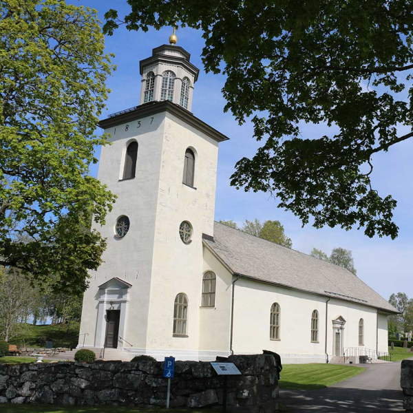 Nils Nylns familjegrav i gruppen Vrmland / Sffle / Gillberga kyrkogrd hos Kyrkogrdsvandring (09098R)