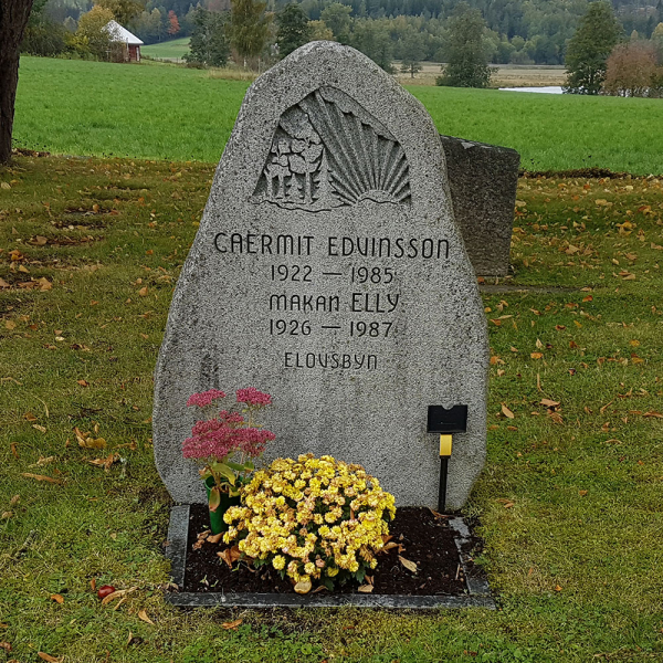 Elly och Caermit Edvinsson i gruppen Vrmland / Sffle / Lngserud kyrkogrd hos Kyrkogrdsvandring (120314R)